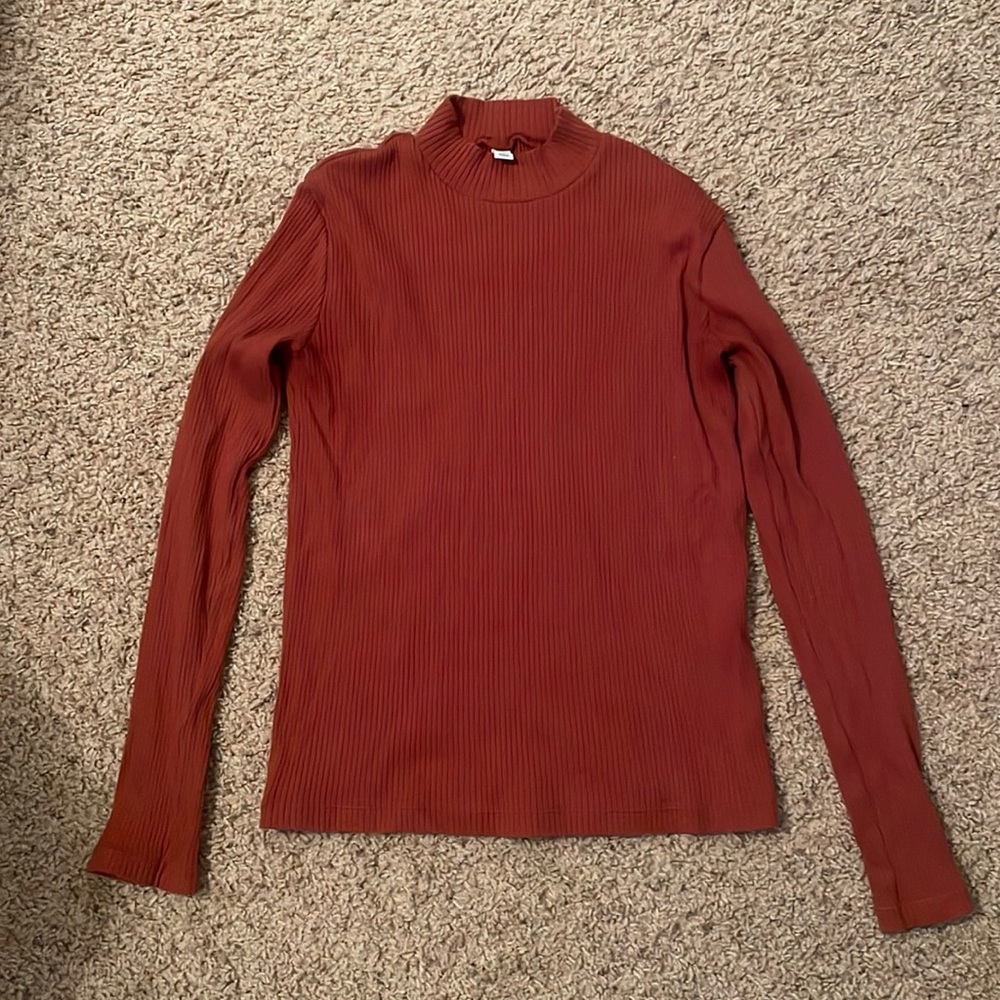Uniqlo top